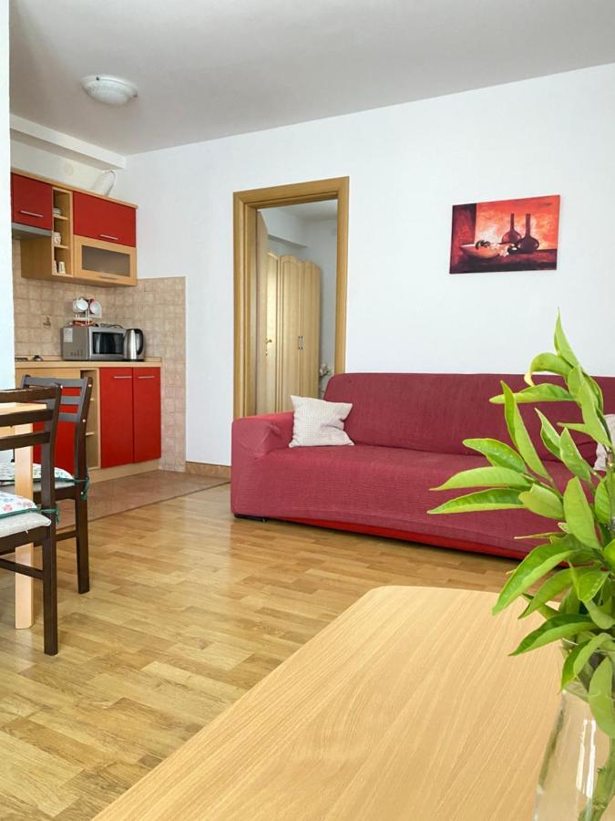 D.O.O. Yury Apartment تروغير المظهر الخارجي الصورة