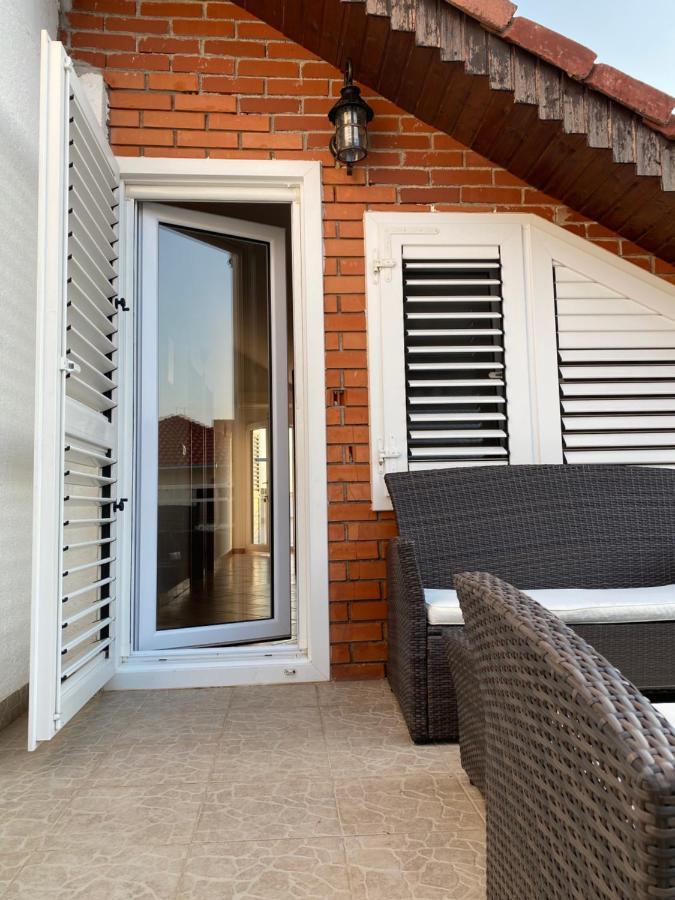 D.O.O. Yury Apartment تروغير المظهر الخارجي الصورة