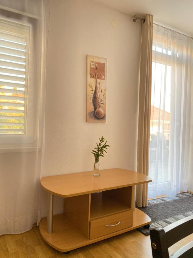 D.O.O. Yury Apartment تروغير المظهر الخارجي الصورة